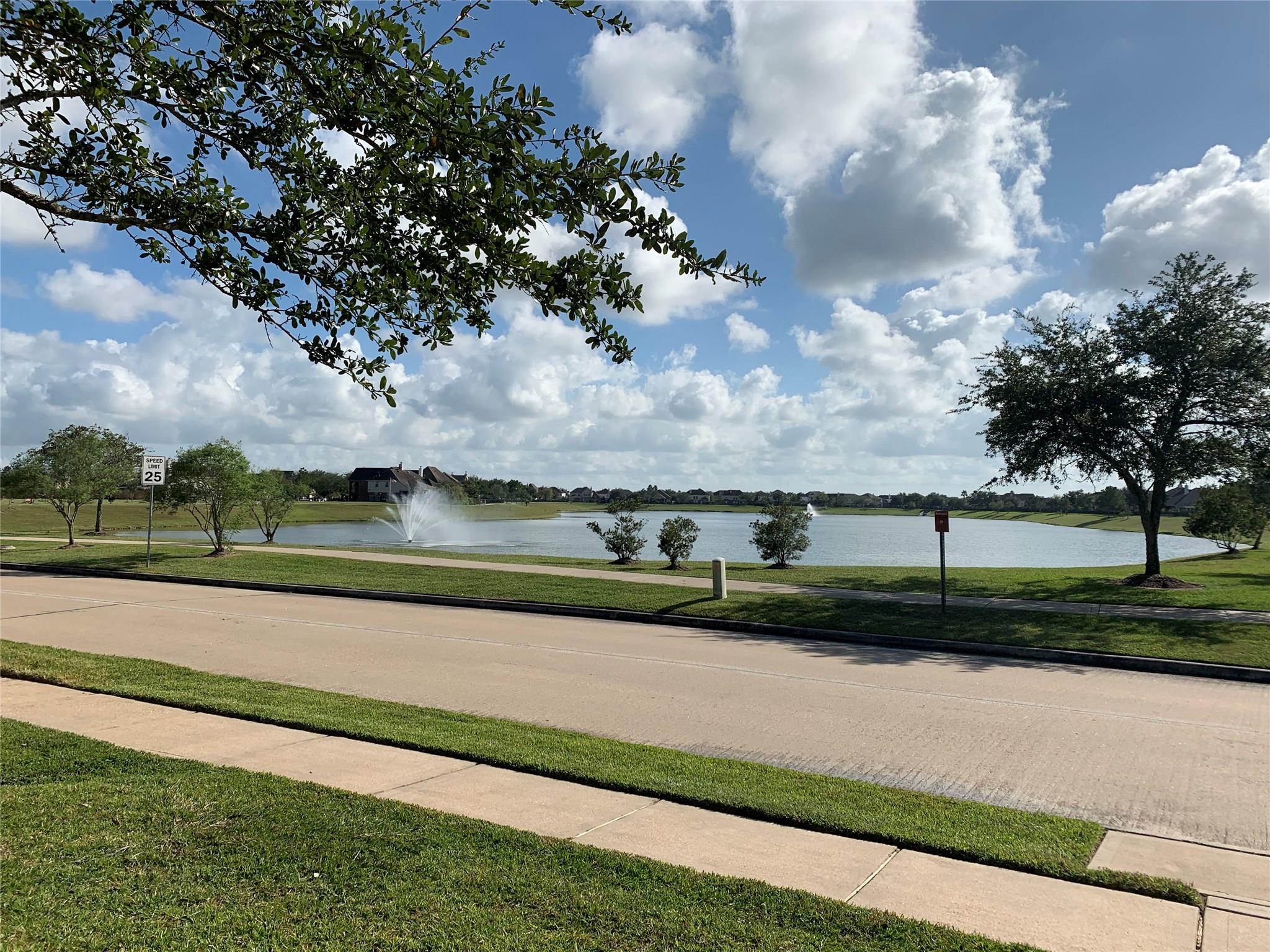 2516 Brittany Lakes Drive