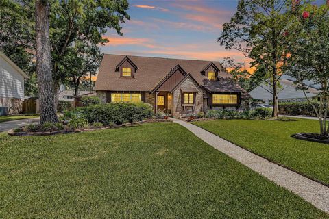 Photo of 5934 Foresthaven Drive, Houston, TX 77066 (MLS # 17136322)