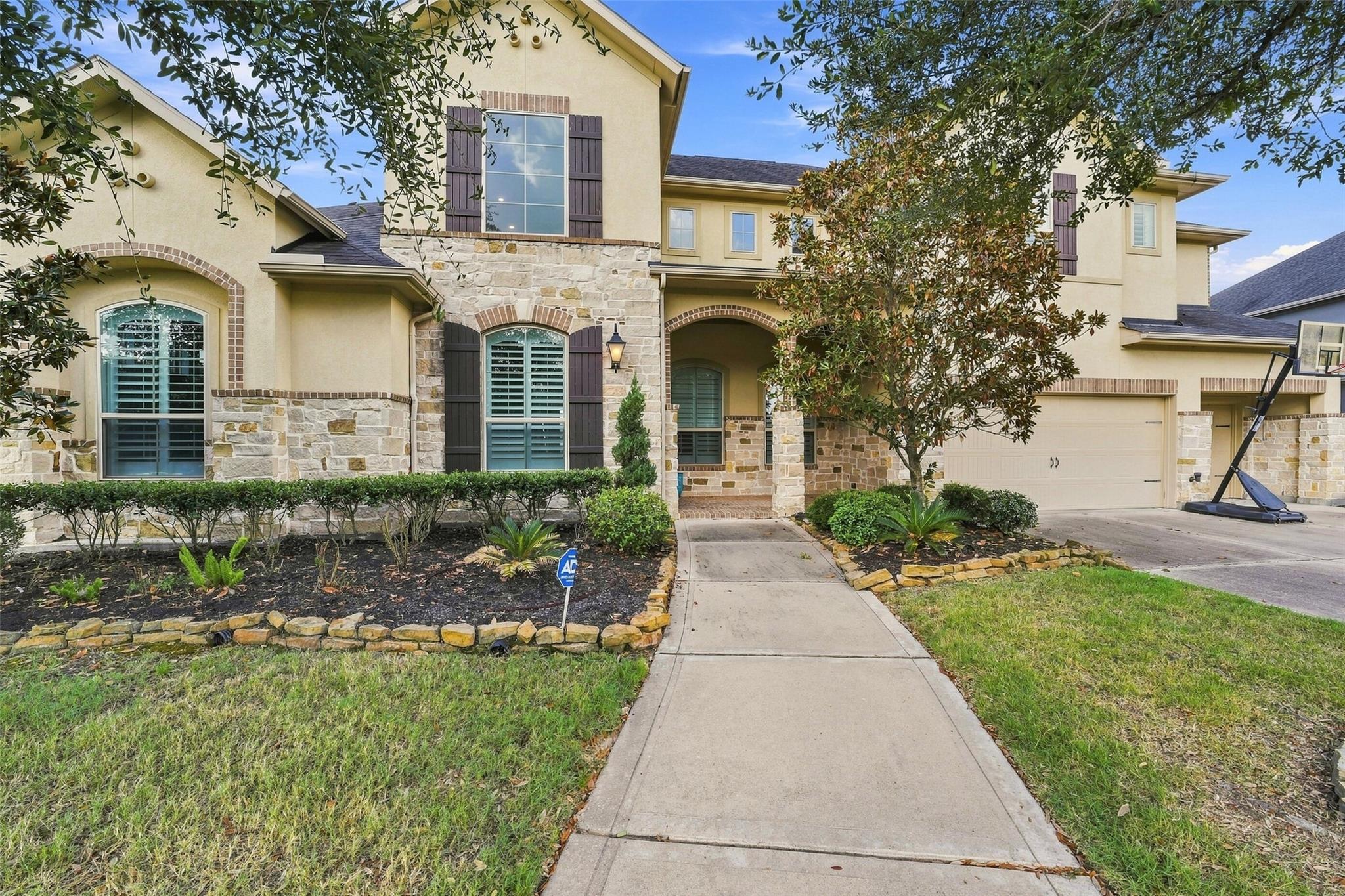 28310 Island Manor Lane