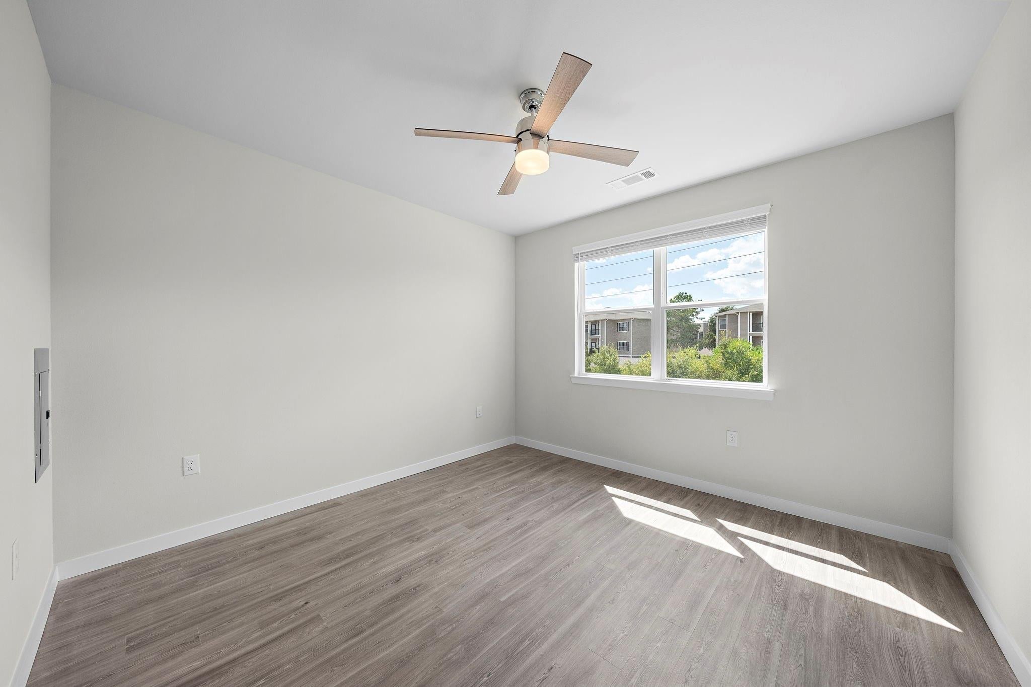19939 Longenbaugh Road 439