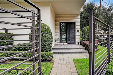 Tiny photo for 1004 California Street #101, Houston, TX 77006 (MLS # 19159192)