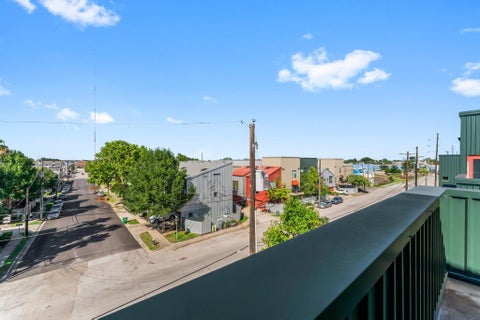Tiny photo for 3012 Commerce Street, Houston, TX 77003 (MLS # 28445050)
