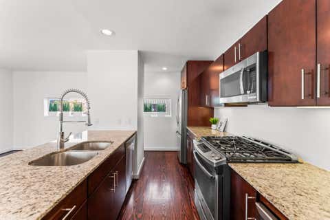 Tiny photo for 3012 Commerce Street, Houston, TX 77003 (MLS # 28445050)