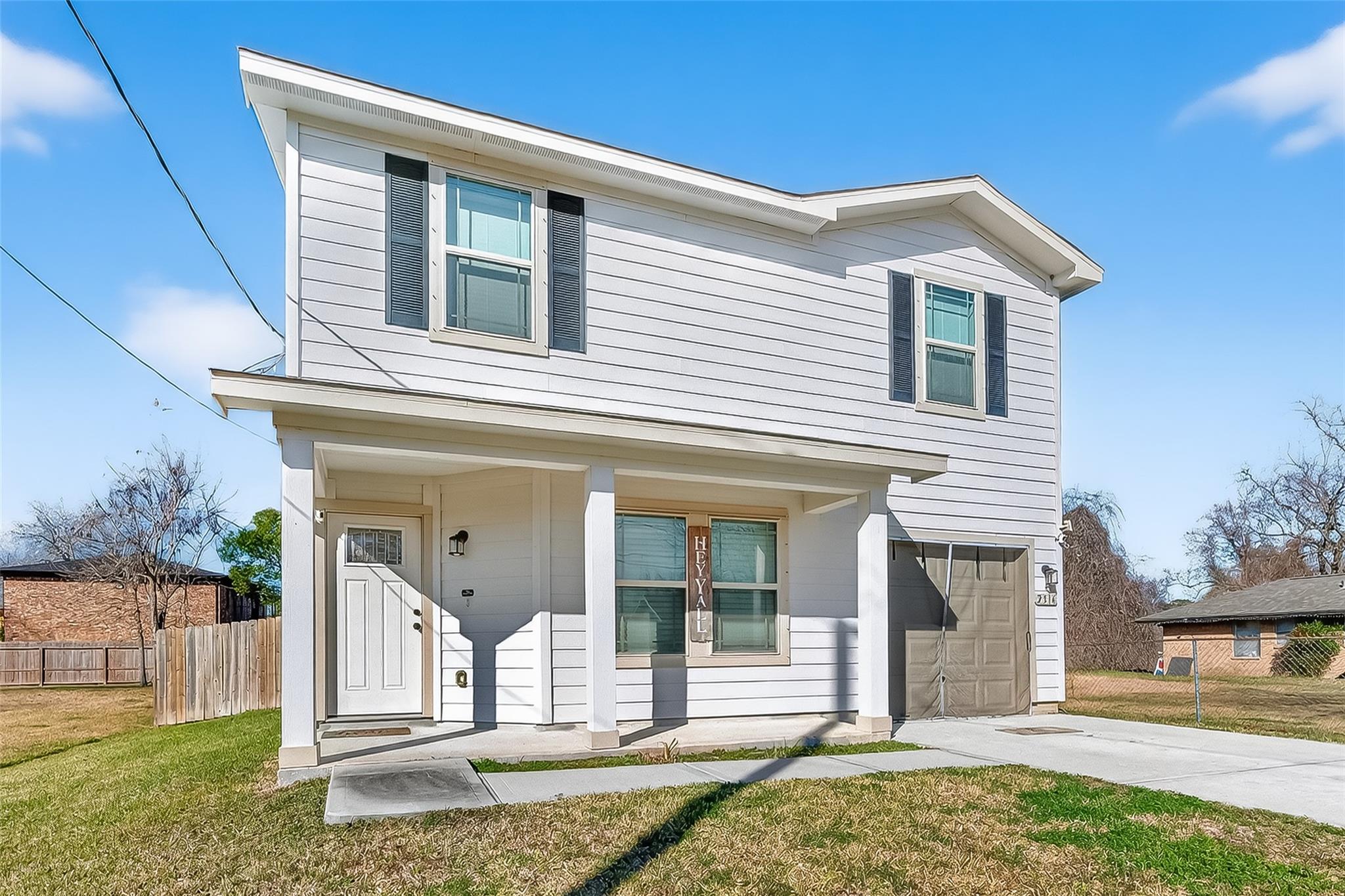 2516 Boss Street