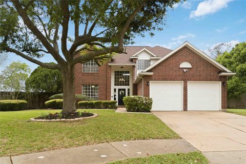 Photo of 205 Oak Creek Circle, League City, TX 77573 (MLS # 49505941)