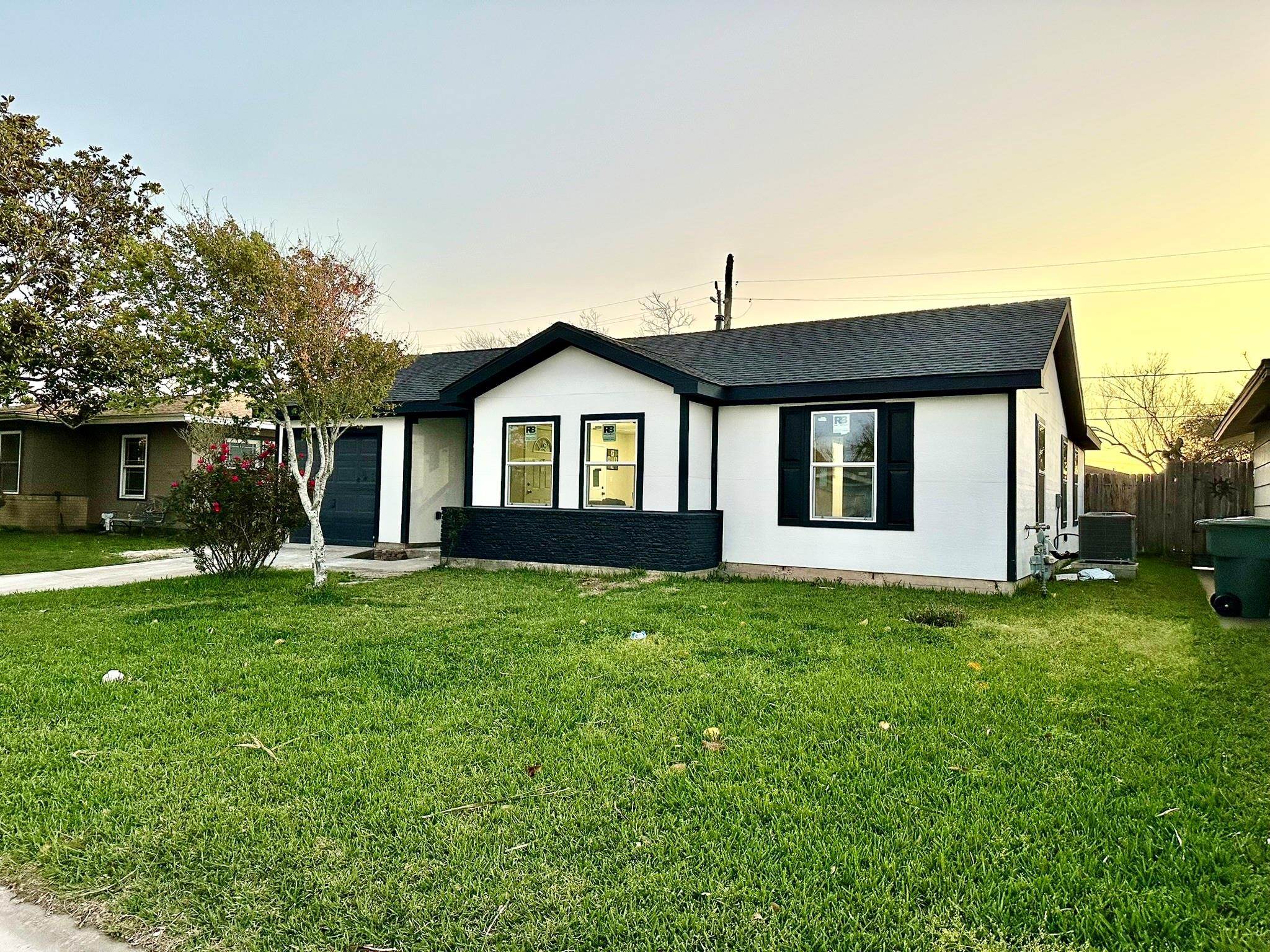 10 Gulf Lane