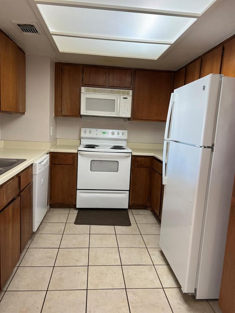 Photo of 2814 S Bartell Drive #39, Houston, TX 77054 (MLS # 53063906)