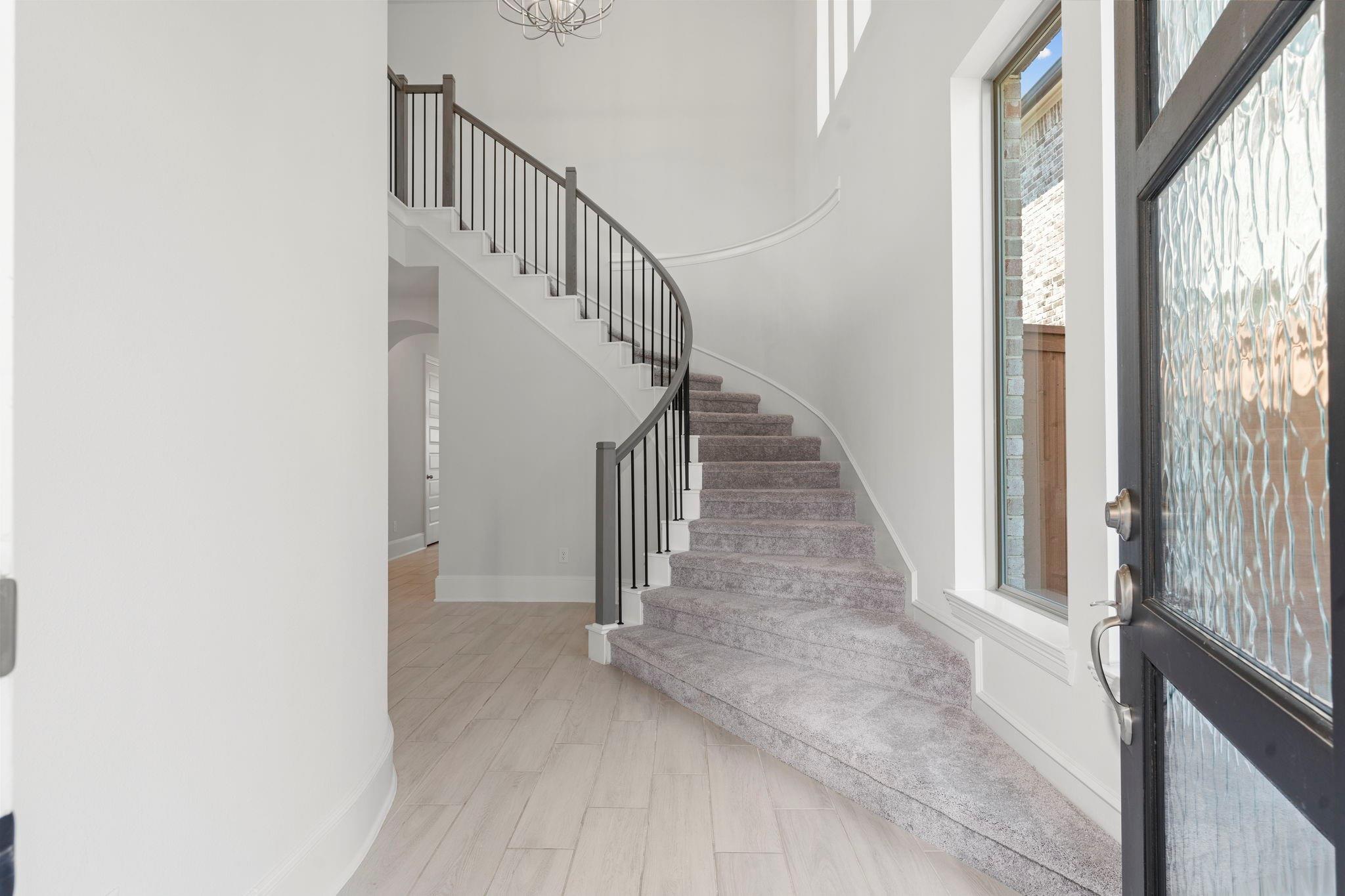 7019 Winterberry Glen Lane