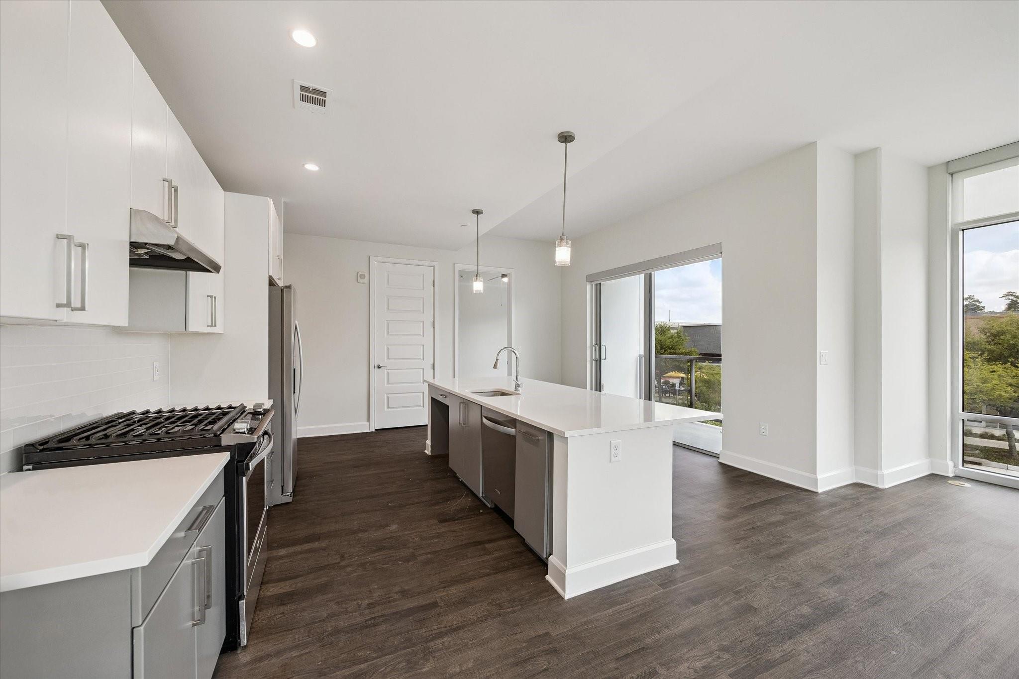 2000 Hughes Landing 339