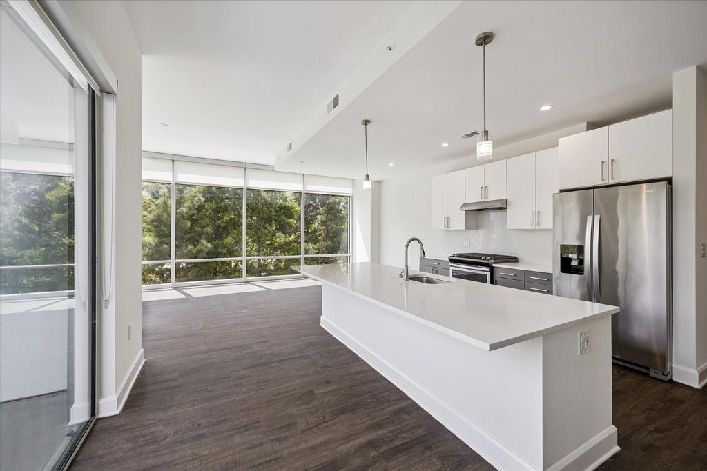 Photo of 2000 Hughes Landing Blvd #339, The Woodlands, TX 77380 (MLS # 60235322)