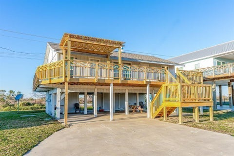 Photo of 3619 Barracuda, Crystal Beach, TX 77650 (MLS # 93057275)