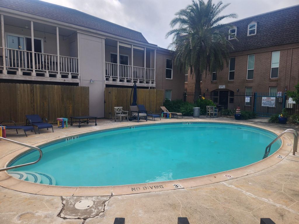 Photo of 215 Postoffice Street #1005, Galveston, TX 77550 (MLS # 22627031)