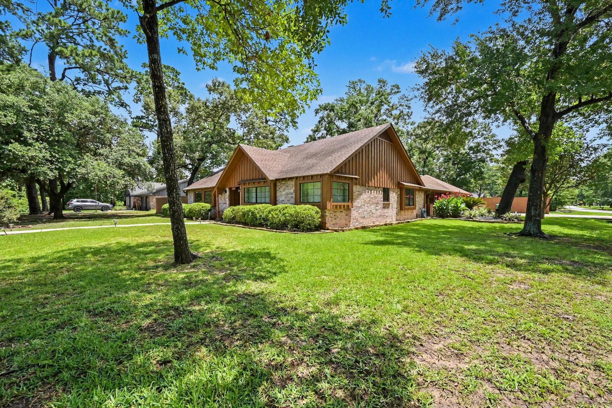 26222 Oakhurst Dr, Spring, TX, 77386