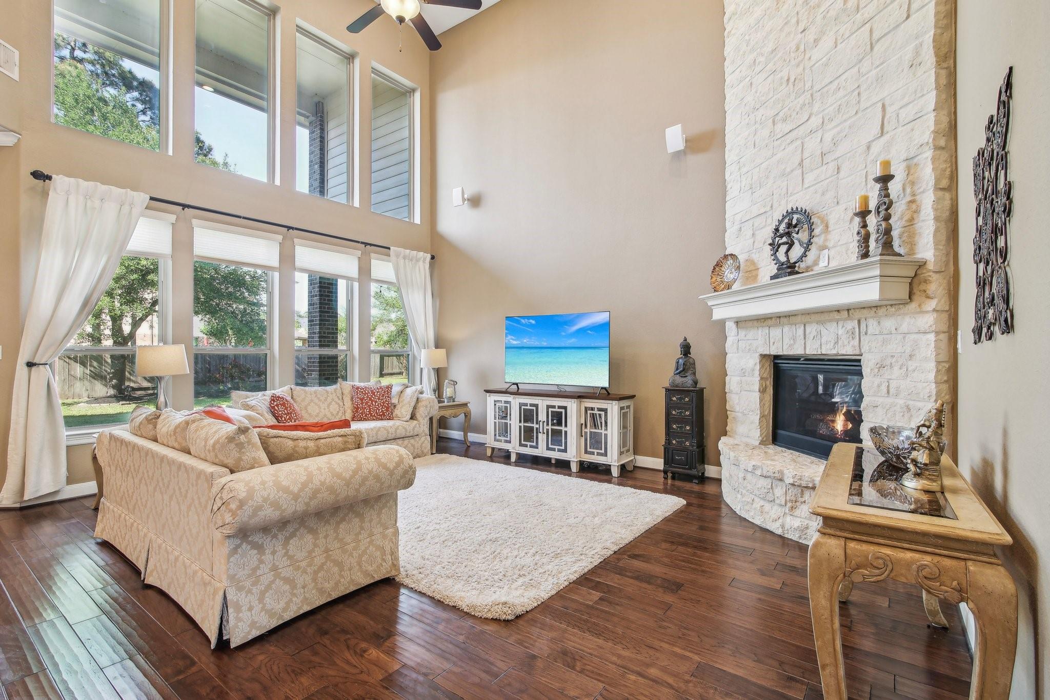 12915 Dunbar Cave Court