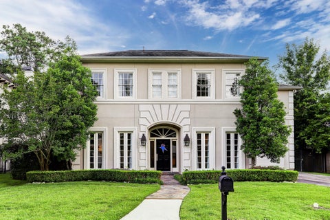 Photo of 11328 Surrey Oaks Lane, Piney Point Village, TX 77024 (MLS # 82909793)