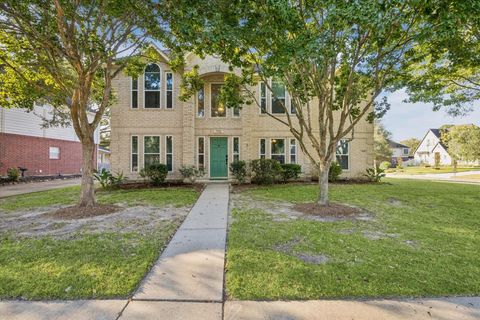 702 Huntercrest Street El Lago TX 77586