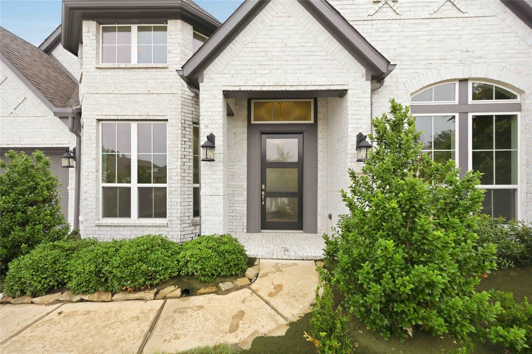 17564 Watercolor Way