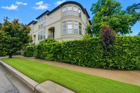 Photo of 6302 Prague Street, Houston, TX 77007 (MLS # 60876677)