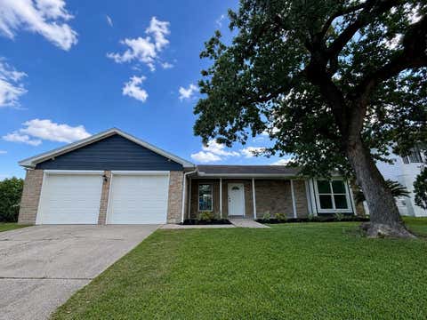 Homes For Sale - 10942 Dunvegan Way Way<br/> Houston, TX 77013