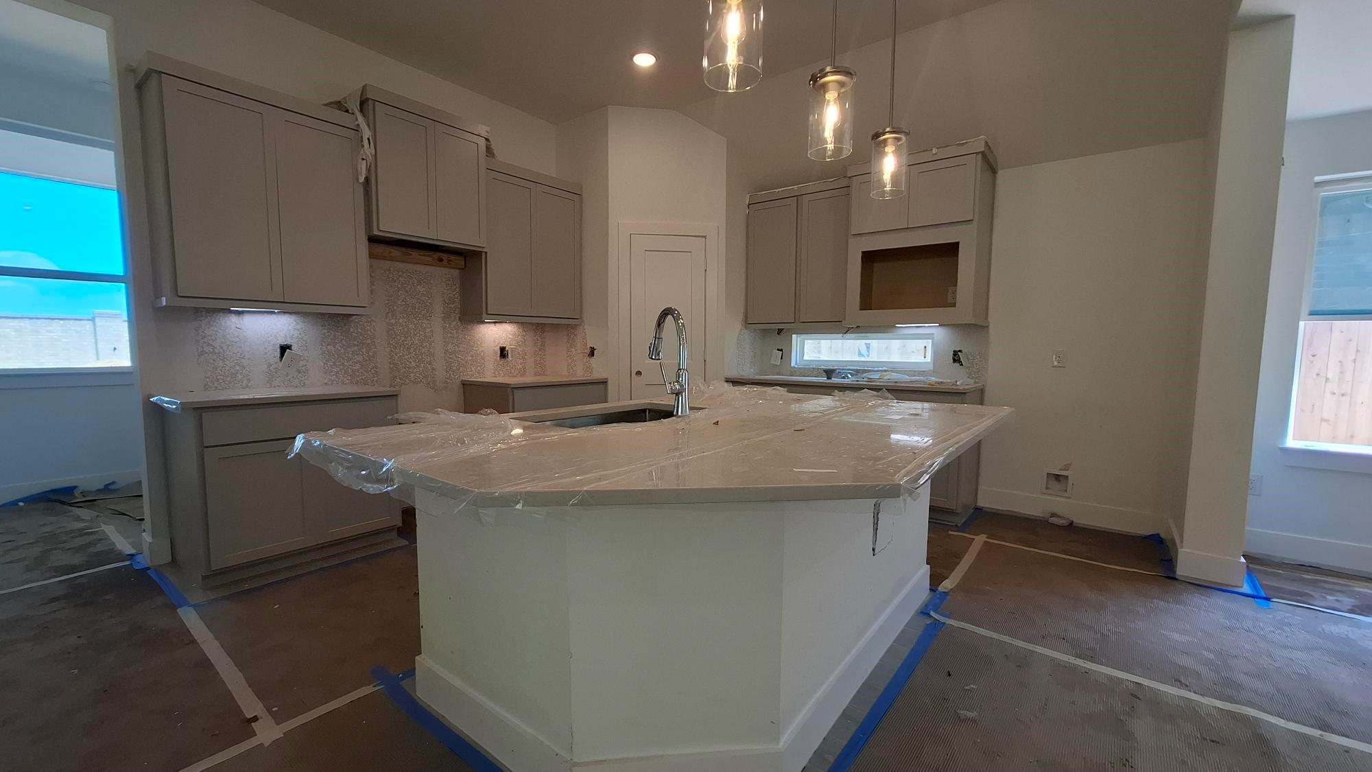 12222 Mead Grove