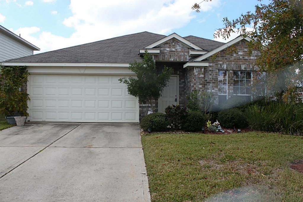 Photo of 2502 E Balsam Ridge Way Way, Fresno, TX 77545 (MLS # 98443389)