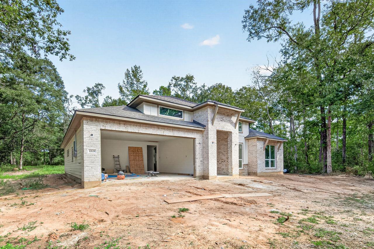 12125 Oak Leaf Road