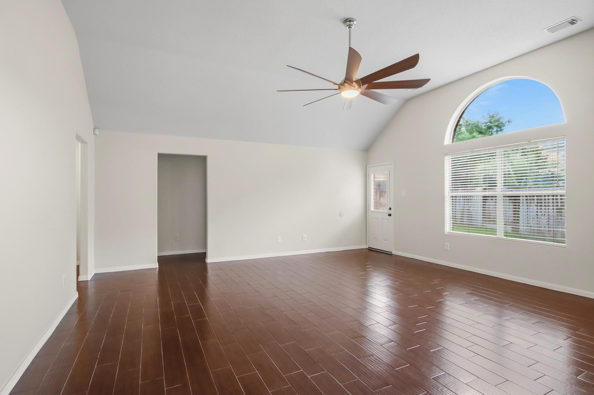 18523 Knob Hill Lake Lane