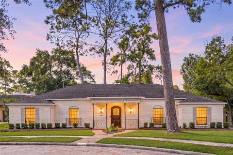 Photo of 12423 Broken Bough Drive, Houston, TX 77024 (MLS # 32718144)