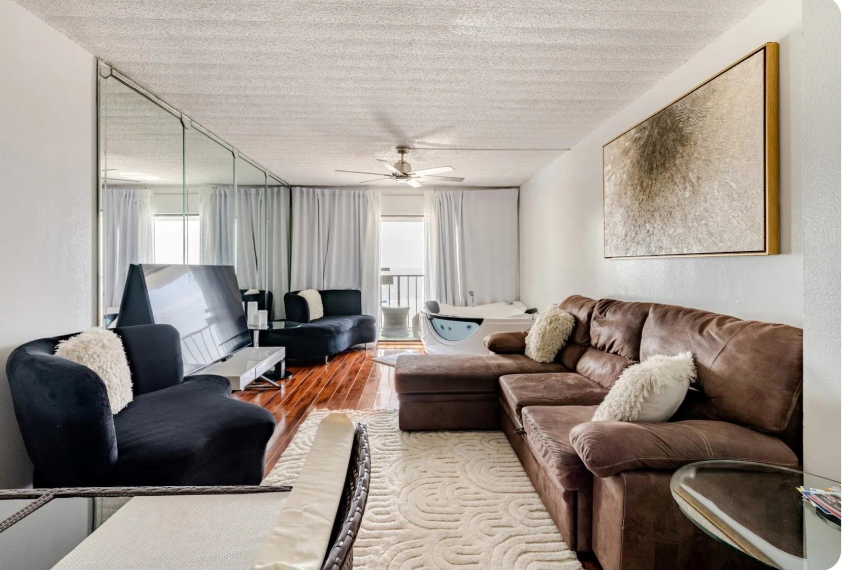 7310 Seawall Boulevard 309