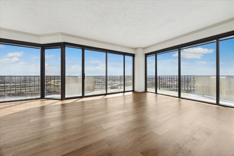 Photo of 3350 Mccue Road #1501, Houston, TX 77056 (MLS # 80217114)