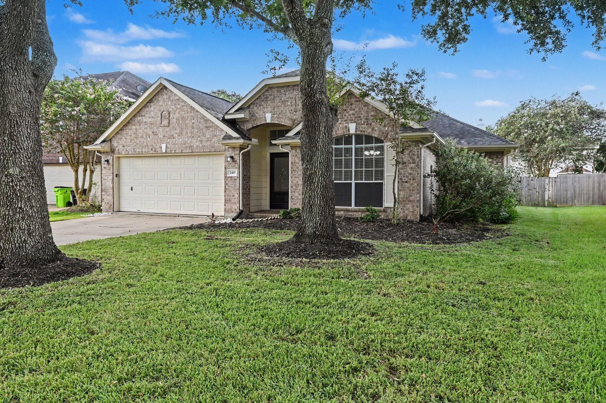 2415 Easterleaf Court