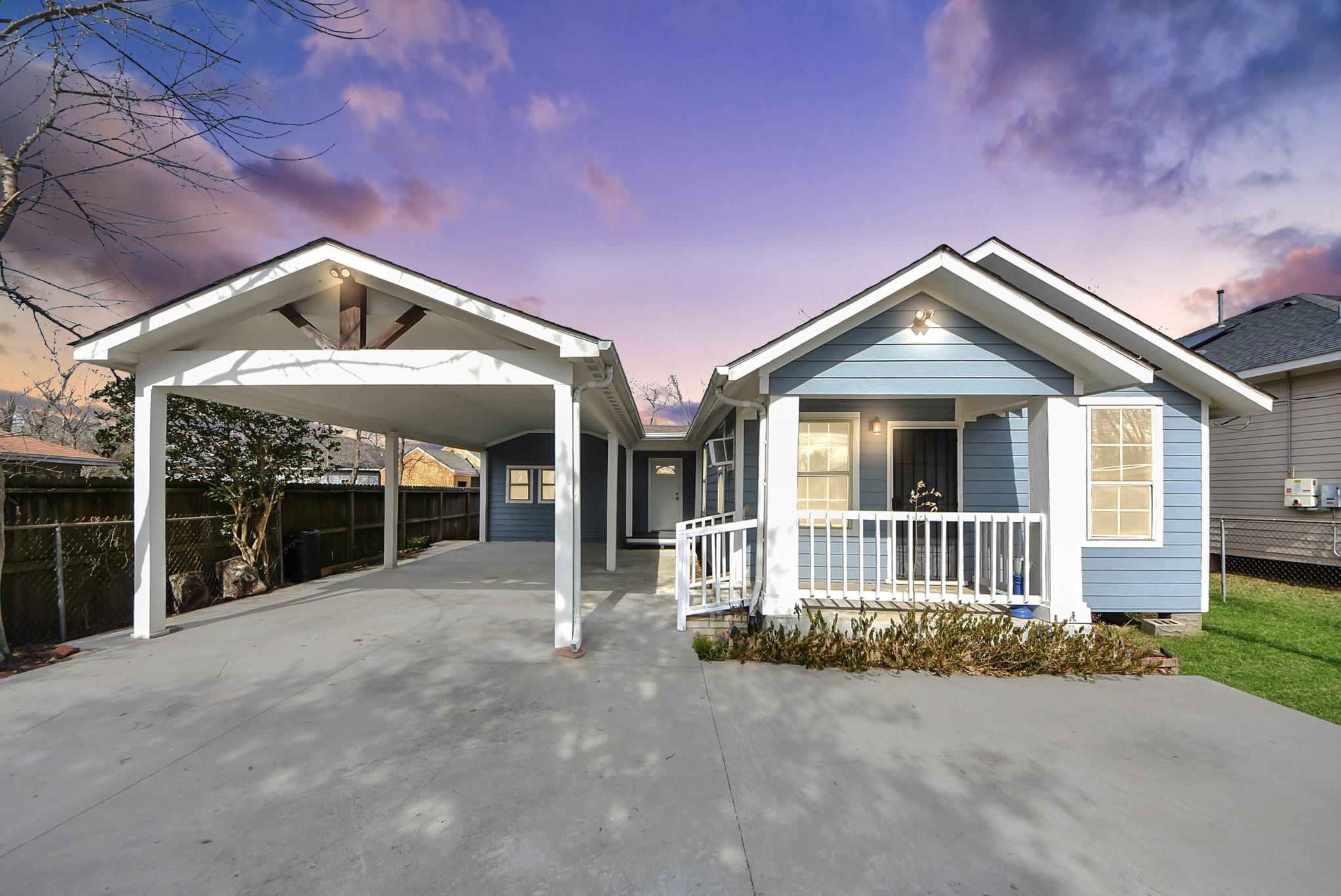 215 E Saint Charles Drive