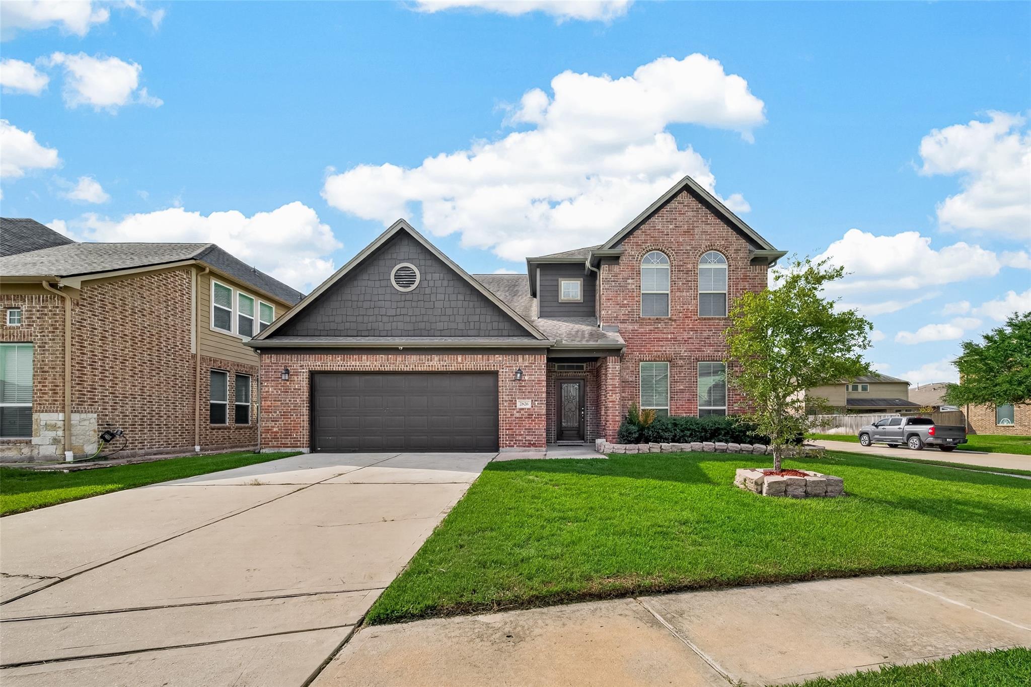 2826 Verdant Spring Trail