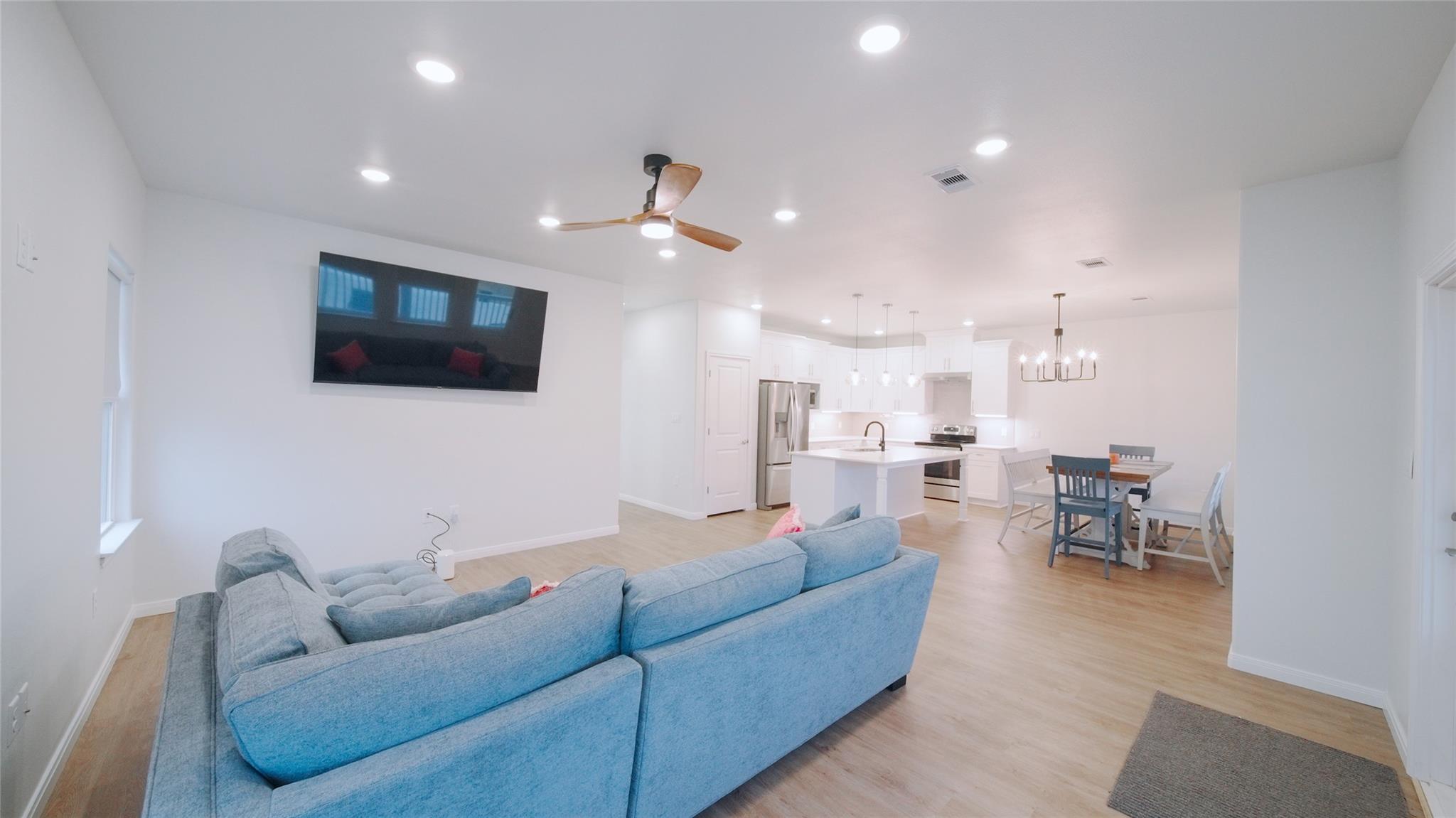 1342 Sapphire Palms Court