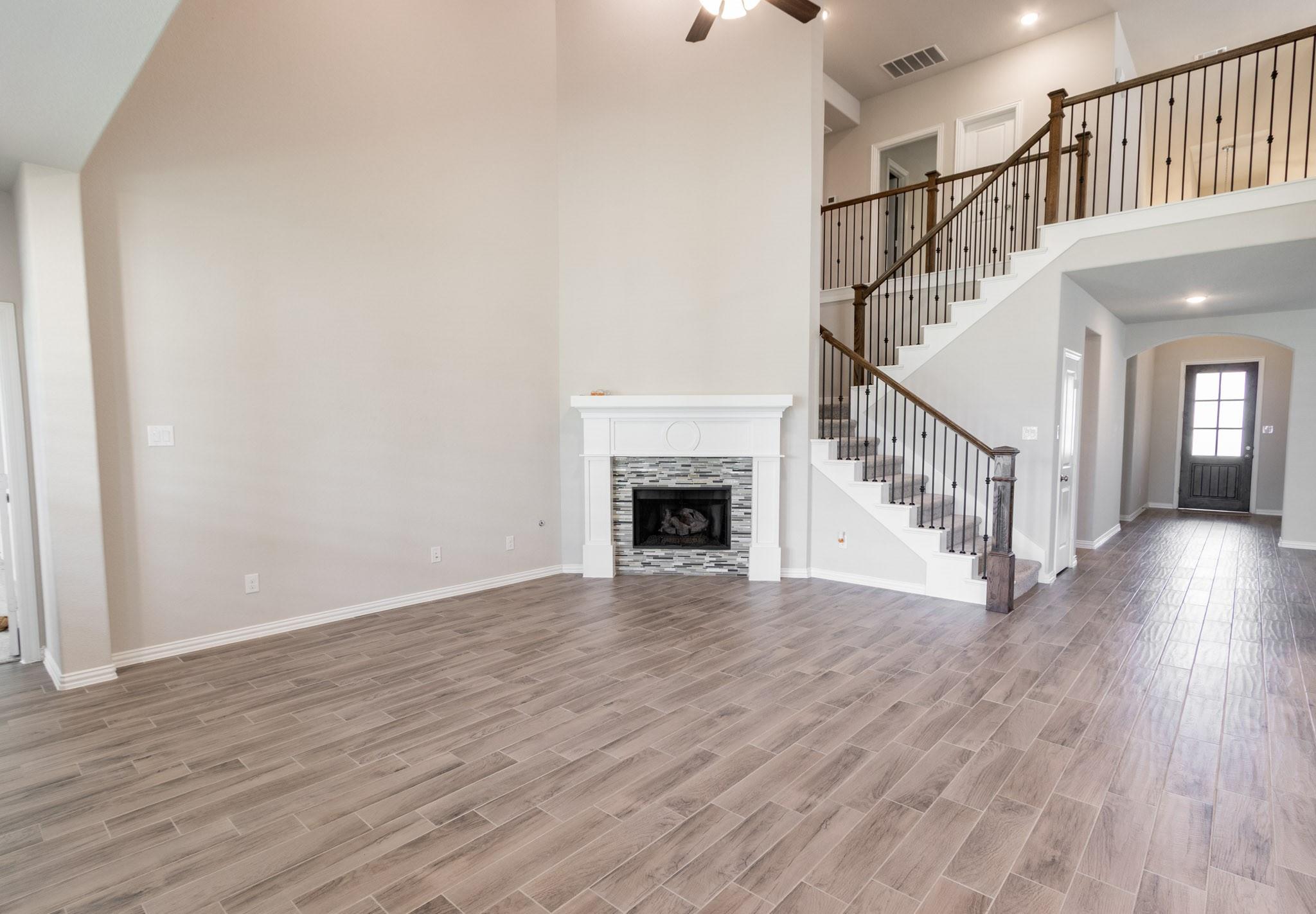 2831 Maple Oak Lane