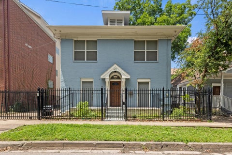 Photo of 412 Drew St ST #4, Houston, TX 77006 (MLS # 58606409)