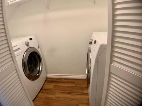 Tiny photo for 13140 Trail Hollow Drive #3140, Houston, TX 77079 (MLS # 17598925)