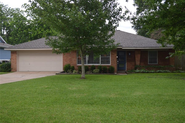 1744 PINE VILLAGE DR, HOUSTON, TX 77080 - Image 2bdeff06aad9963670d181c4ae7596ea/3000609904