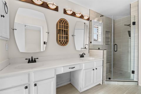 Tiny photo for 4826 Stone Bridge Street, Baytown, TX 77521 (MLS # 83247912)