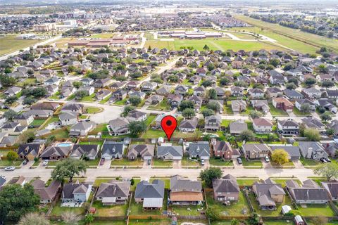 Tiny photo for 4826 Stone Bridge Street, Baytown, TX 77521 (MLS # 83247912)