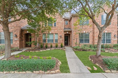 Photo of 133 E Montfair Boulevard, The Woodlands, TX 77382 (MLS # 75327031)