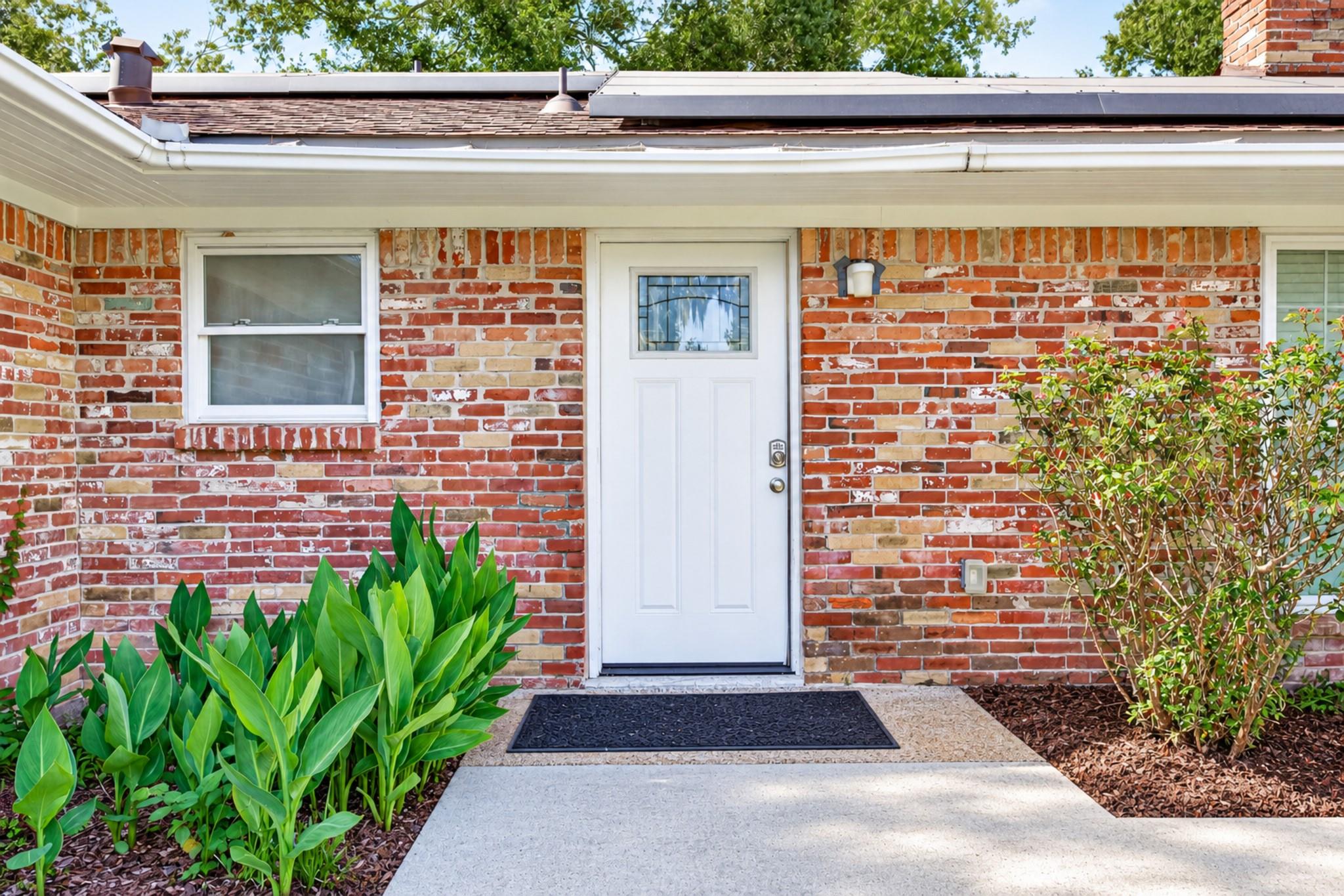 506 N Clear Creek Drive