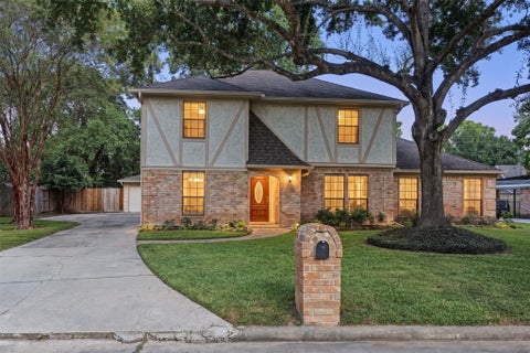 Photo of 5522 Woodville Lane, Spring, TX 77379 (MLS # 31495501)