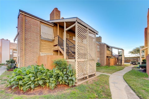 Photo of 10202 Forum Park Drive #256, Houston, TX 77036 (MLS # 47482530)