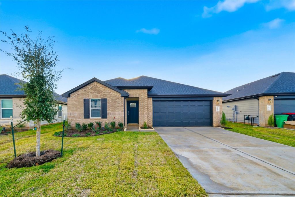 Photo of 30715 Wicklow Gardens Drive, Fulshear, TX 77441 (MLS # 15215695)