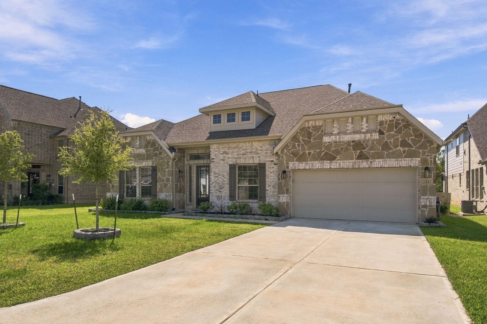 224 Peninsula Point Drive