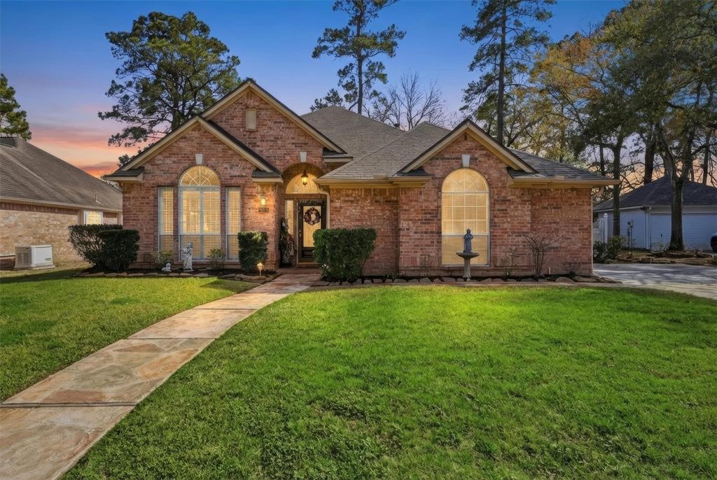 Photo of 18410 Tranquility Drive, Humble, TX 77346 (MLS # 40583902)