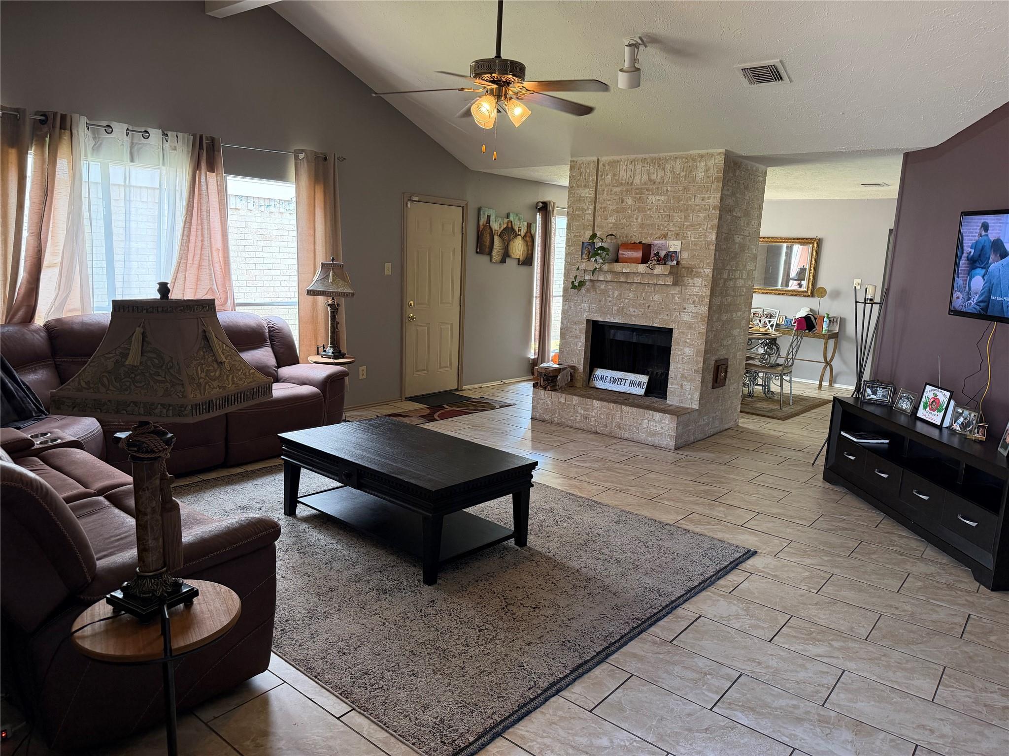 1423 Hunters Park Drive