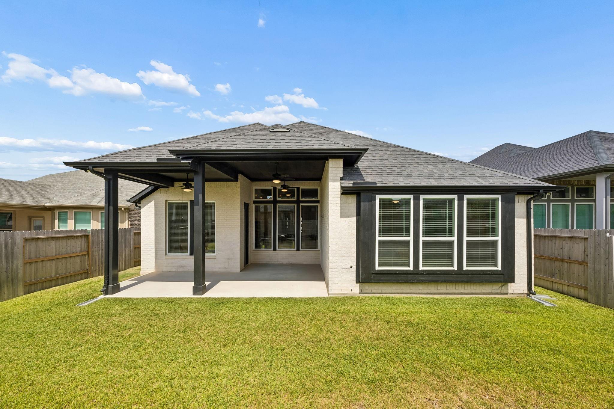 16014 Tangled Vine Lane