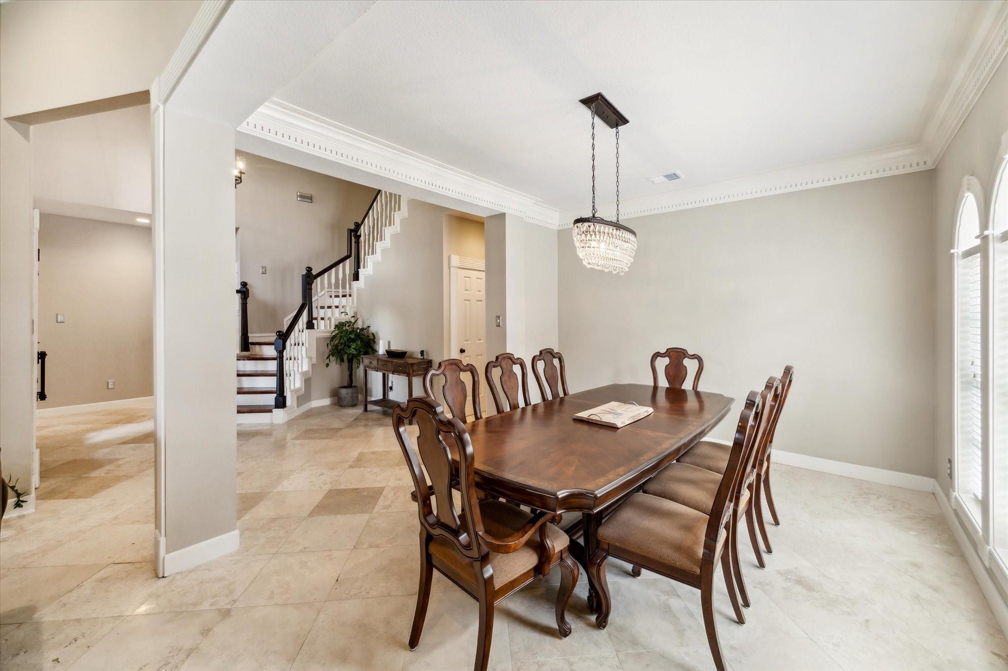 2407 Mountain Lake Drive